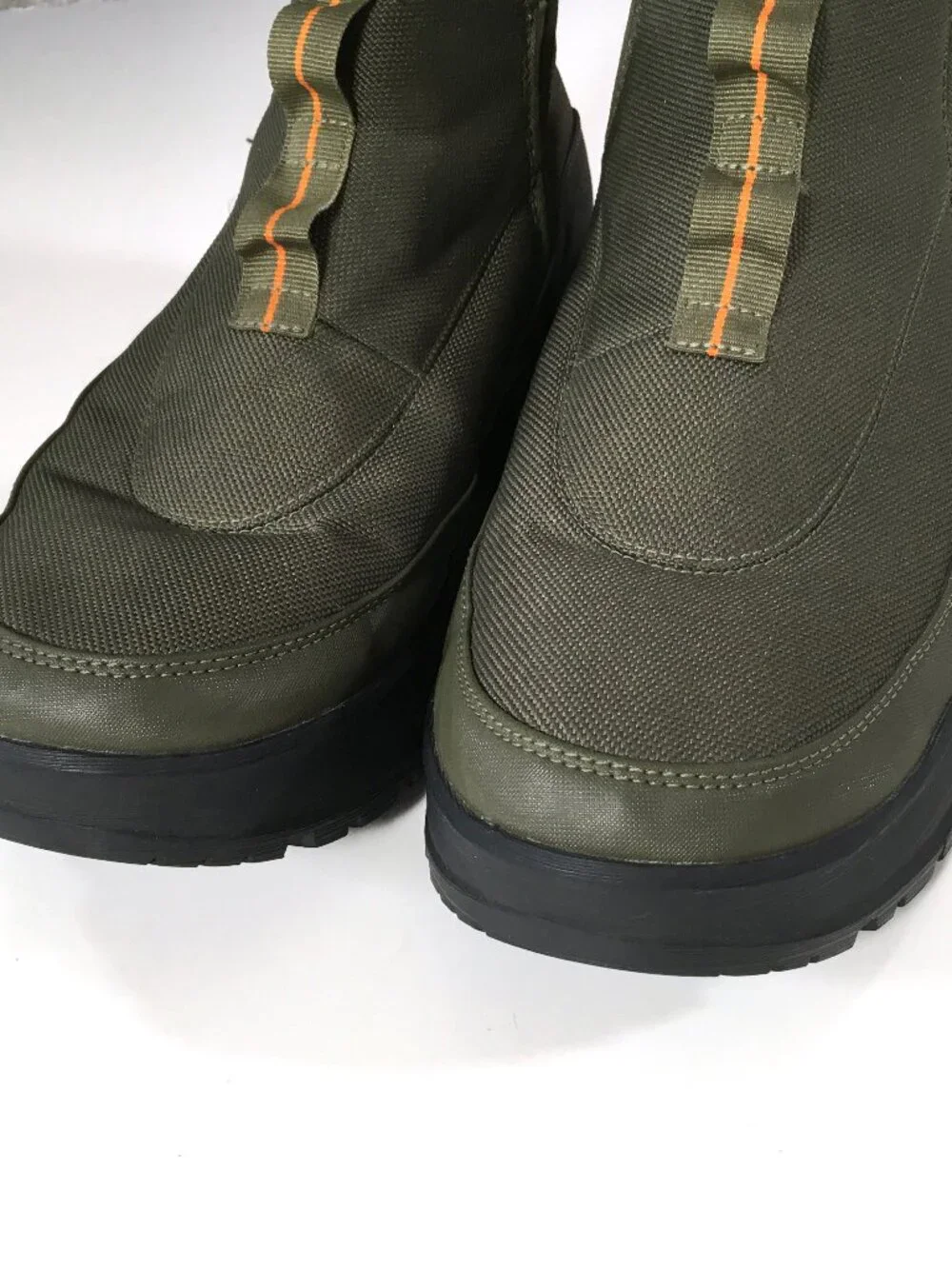 Columbia Hyper Boreal Metro Slip On Boots Mens Size 10.5 Green Waterproof BM4922